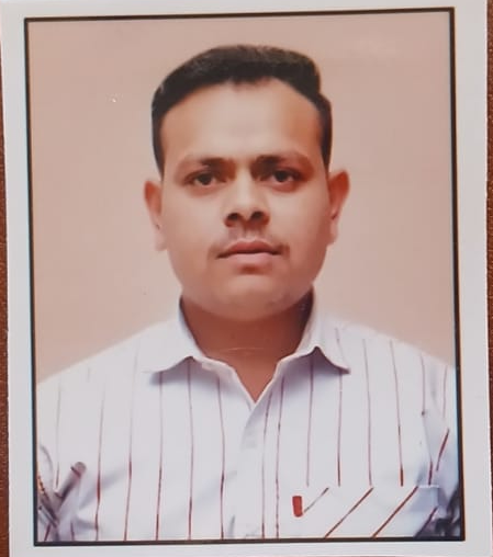 Office Assistant Image of Balkishan